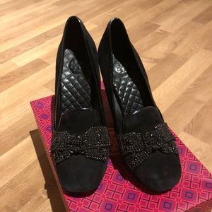 Tory Burch Carissa Embellished Bow Pump